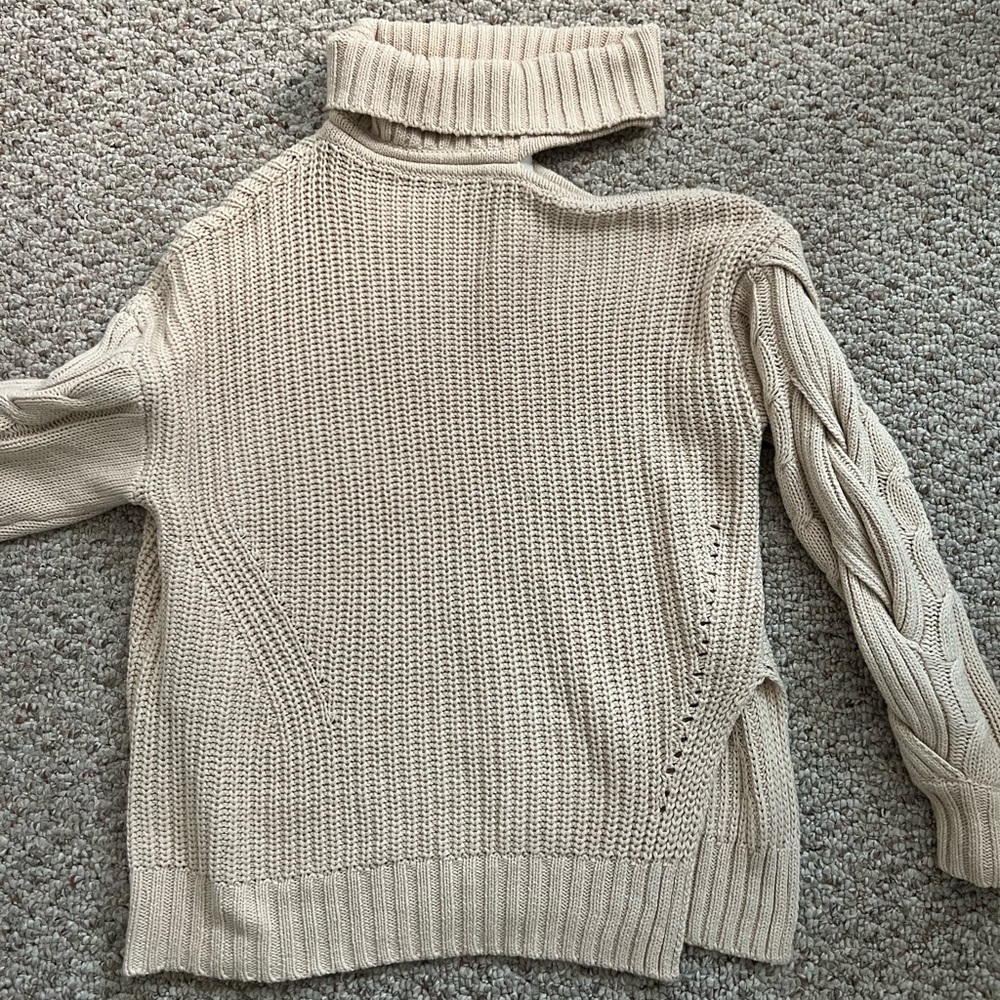 ASTR The Label Sweater